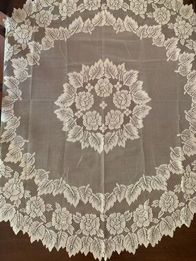 White Lace Floral Tablecloth